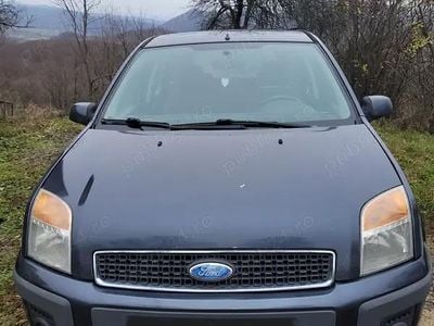 Utilizat 2008 Ford Fusion Monovolum | 2.500 EUR (Puțin scump)
