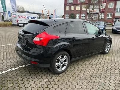 Negru Utilizat 2013 Ford Focus Hatchback | 4.500 EUR (Preț OK)