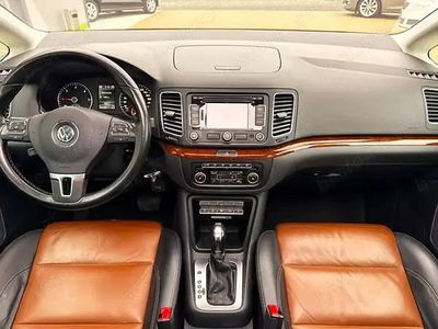 Culoaremaro Utilizat 2011 VW Sharan Highline Monovolum | 9.999 EUR (Preț OK)