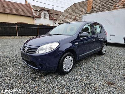 Culoarealbastru Utilizat 2011 Dacia Sandero Ambiance | 2.199 EUR (Preț bun)