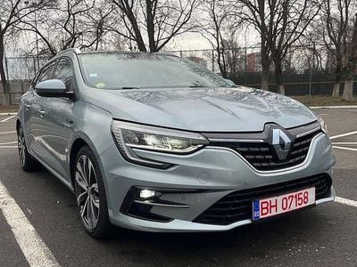 Culoaregri Utilizat 2021 Renault Mégane GrandTour Break | 14.500 EUR (Scump)