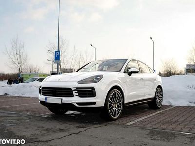 Culoarealb Utilizat 2020 Porsche Cayenne Coupe Coupe | 70.200 EUR