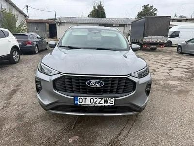 Second-hand Ford Kuga 186 CP (136 kW) 2024 Gri SUV