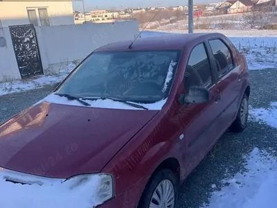 Rosu Second-hand 2009 Dacia Logan Berlinǎ | 1.300 EUR (Preț bun)