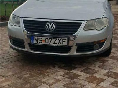 Second-hand VW Passat 116 CP (85 kW) 2006 Argintiu Berlinǎ