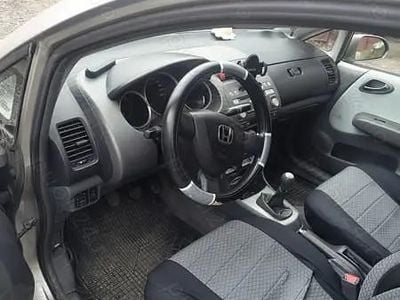 Second-hand Honda City 90 CP (66 kW) 2006 Berlinǎ