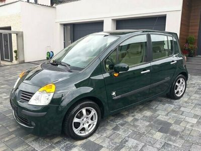 Second-hand Renault Modus 112 CP (82 kW) 2006 Verde Monovolum