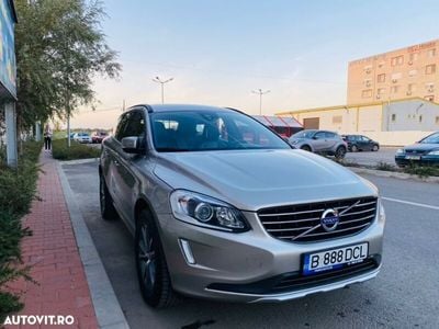 Second-hand Volvo XC60 Summum 215 CP (158 kW) 2015 Bej SUV