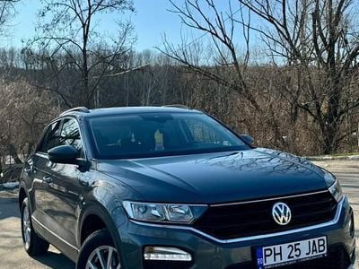 Gri Second-hand 2020 VW T-Roc Design SUV | 16.500 EUR (Preț OK)