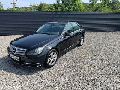 Second-hand Mercedes C220 170 CP (125 kW) 2012 Culoarenegru Break