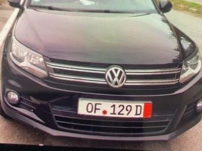 Second-hand VW Tiguan 125 CP (91 kW) 2015 Negru SUV