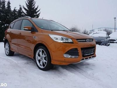 Second-hand Ford Kuga Titanium 180 CP (132 kW) 2015 Culoaremaro SUV