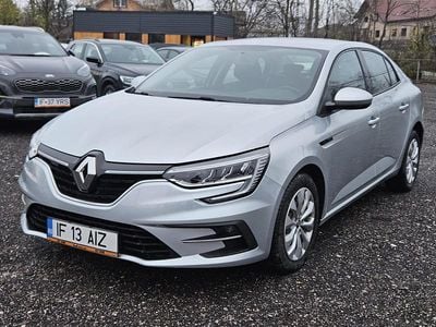 Alb Utilizat 2021 Renault Mégane IV Life Berlinǎ | 12.050 EUR (Preț OK)