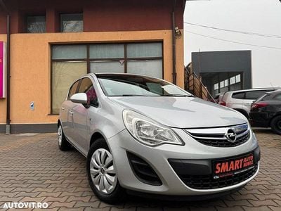 Second-hand Opel Corsa Color Edition 85 CP (62 kW) 2012 Culoareargint Hatchback