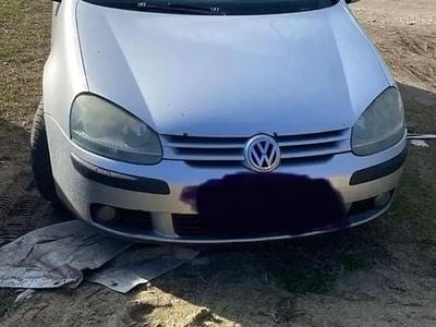 VW Golf V