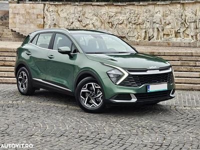 Second-hand Kia Sportage Plus 136 CP (100 kW) 2023 Culoareverde SUV