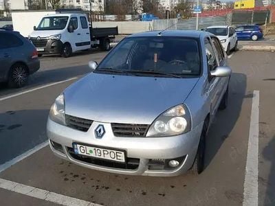 Utilizat 2006 Renault Clio Symbol Berlinǎ | 1.230 EUR