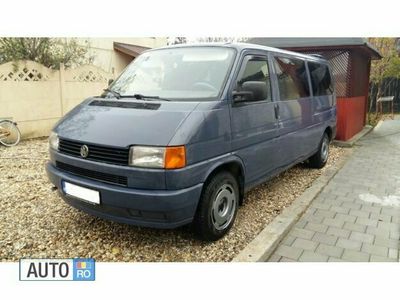 Albastru Utilizat 1995 VW Caravelle Monovolum | 2.700 EUR