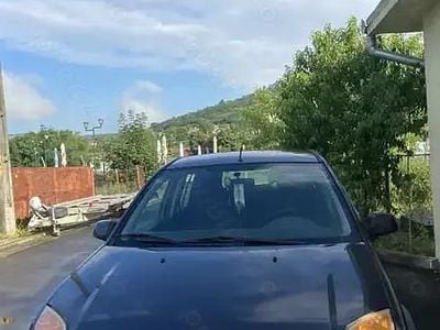 Utilizat 2010 Ford Fusion Hatchback | 2.700 EUR