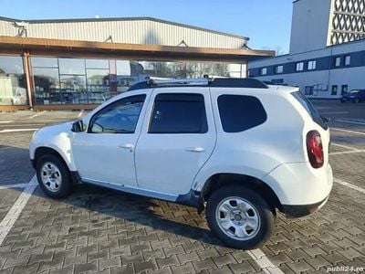 Second-hand Dacia Duster 79 CP (58 kW) 2012 Alb Berlinǎ