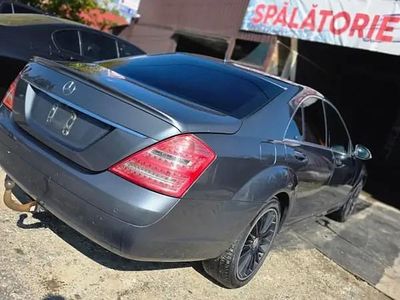 Utilizat 2008 Mercedes 320 Berlinǎ | 5.000 EUR