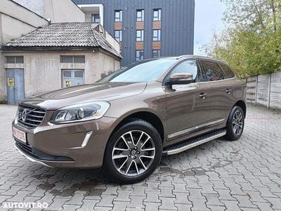 Culoaremaro Utilizat 2013 Volvo XC60 Summum SUV | 17.100 EUR (Scump)