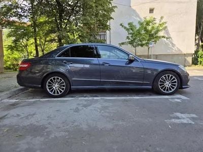 Second-hand Mercedes E200 Avantgarde 136 CP (100 kW) 2012 Albastru Berlinǎ