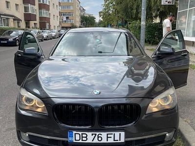 BMW 730