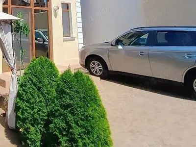 Gri Utilizat 2013 Mitsubishi Outlander SUV | 5.990 EUR (Super Preț)