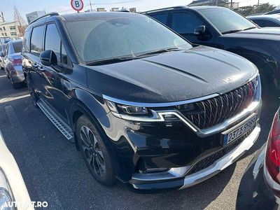 Second-hand Kia Carnival 204 CP (150 kW) 2020 Culoarenegru Monovolum