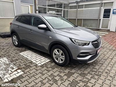 Second-hand Opel Grandland X Business Edition 130 CP (95 kW) 2020 Culoaregri SUV