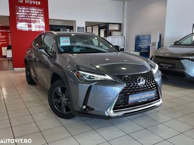 Lexus UX 250h