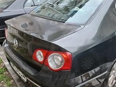 Utilizat 2006 VW Passat Berlinǎ | 2.000 EUR (Preț bun)