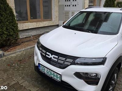 Second-hand Dacia Spring Extreme 47 kW (65 CP) 2023 Culoarealb Hatchback