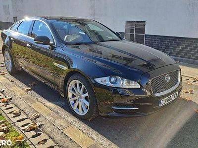 Second-hand Jaguar XJ 275 CP (202 kW) 2010 Culoarenegru Berlinǎ