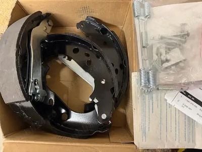 Second-hand Fiat Albea 77 CP (56 kW) 2006 Negru Berlinǎ