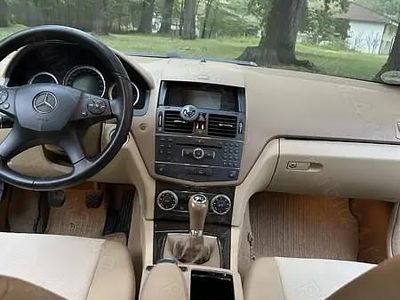 Mercedes C220