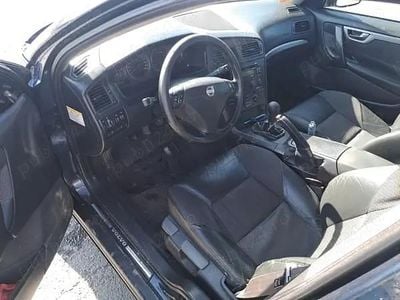 Second-hand Volvo S60 165 CP (121 kW) 2004 Berlinǎ