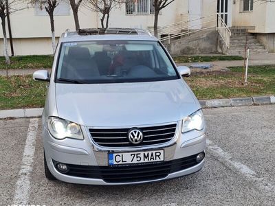 second-hand VW Touran 2.0 TDI DPF Highline