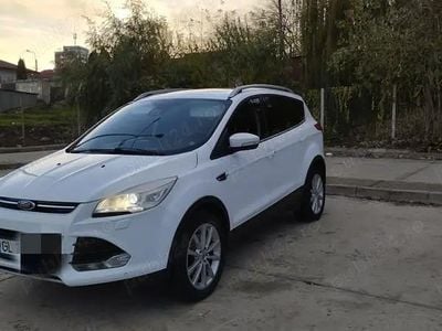 Alb Utilizat 2013 Ford Kuga Titanium SUV | 9.200 EUR (Preț OK)