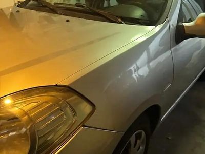 Gri Utilizat 2010 Renault Symbol II Berlinǎ | 1.500 EUR (Preț bun)