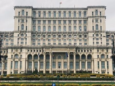 Second-hand Audi A2 145 CP (106 kW) 1985 Negru Hatchback