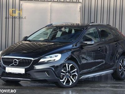 Culoarenegru Second-hand 2018 Volvo V40 Hatchback | 10.990 EUR (Puțin scump)