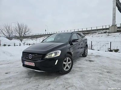 Negru Second-hand 2014 Volvo XC60 Kinetic SUV | 11.800 EUR (Scump)