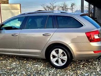 Bej Utilizat 2014 Skoda Octavia Elegance Break | 6.790 EUR (Scump)