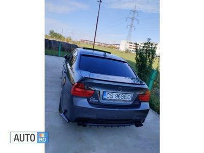 Second-hand BMW 320 150 CP (110 kW) 2007 Gri Berlinǎ
