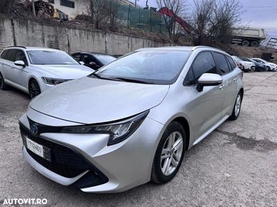 second-hand Toyota Corolla 1.8 HSD Exclusive interior Negru