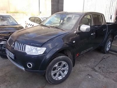 Mitsubishi L