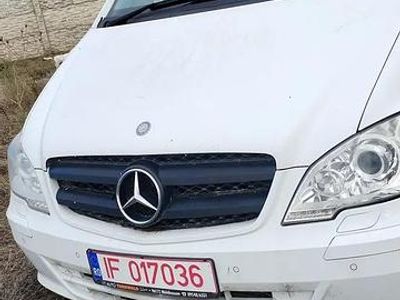 Utilizat 2010 Mercedes 190 Berlinǎ | 11.000 EUR