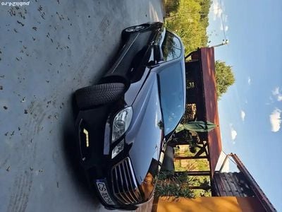 Mercedes E200